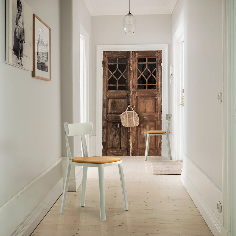 Silla Cadrea Blanca Tapizada Cognac